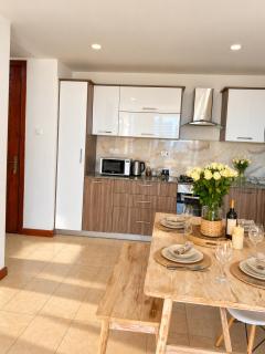 Imagine Luxe Bohemian 2bed by YourHost - 5