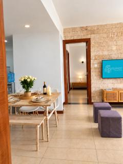 Imagine Luxe Bohemian 2bed by YourHost - 3