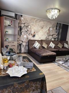 Ushanova Flux Two-Room Apartment - 0