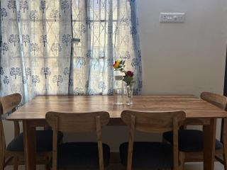 VIVI Nest - Private 2BHK Villa with Garden Sit-out and parking - 2