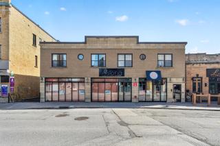 Portage Suites - 2