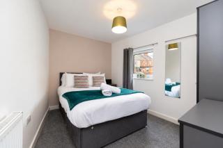 Your Perfect 3-Bed Stay Near Durham University - 9