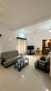 Full Moon Guest House - 2