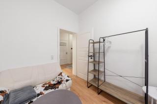 Max Hinterhaus - 3