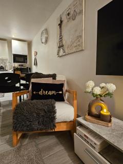 Appartement T2 confortable - ParisGetAway95 - 6