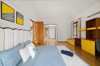 Golden Cypress Luxury Villa with Private Theatre - 2
