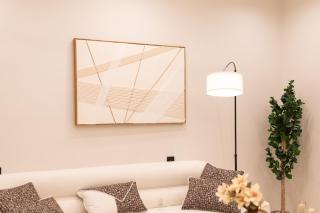 Luxury Apartment in Al Nahda, Two Bedrooms, Facing the Park - 3