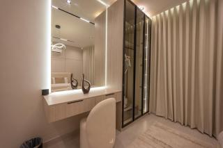 Luxury Apartment in Al Nahda, Two Bedrooms, Facing the Park - 2