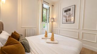 Spacious 1 Bedroom with Private Patio, Bath, AC and Fiber WiFi - 9