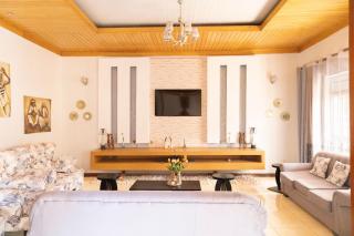 5-Bedroom Garden Villa Kigali - 0