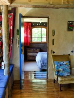 The Fox Den - Earthen home with mountain views - 6