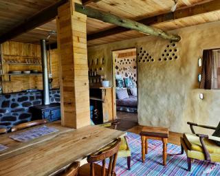 The Fox Den - Earthen home with mountain views - 3