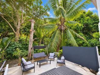 Grande maison familiale, jardin tropical & salle d'activité, 5 min des plages - 4