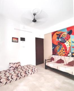 Raahi Stories - Cozy 1BHK with Pool & Balcony 5 min to Calangute and Baga - 9