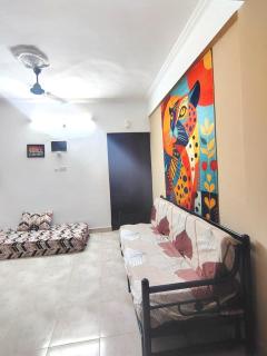 Raahi Stories - Cozy 1BHK with Pool & Balcony 5 min to Calangute and Baga - 6