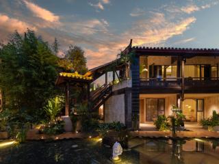 Arcadia Coffee Lounge Courtyard Design Homestay - Lijiang Old Town - European Industrial Style Meets Intangible Cultural Heritage Chinese Courtyard -Free Pick-up from Airport for 2 Nights - 1