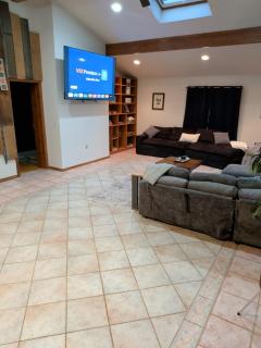 Spacious Group Escape, close to casinos - 2
