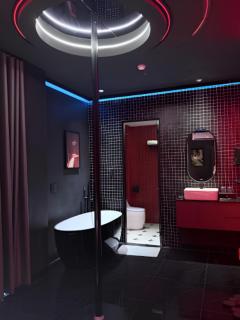 Benri Hotel Signature Go Vap - 1