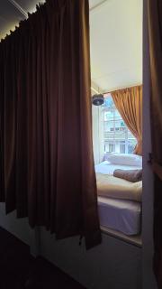 De Cameron Guest House - 6