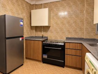 Modern 2BR in Madinaty | Cozy & Fully Equipped - 2