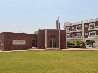 Modern 2BHK Condo Apartment in Faisalabad - 5