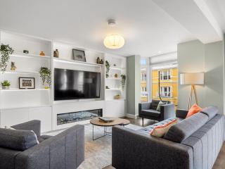 The Executive at Clifden Boutique Apartments - 4