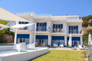 Green Villa Seafront - 4
