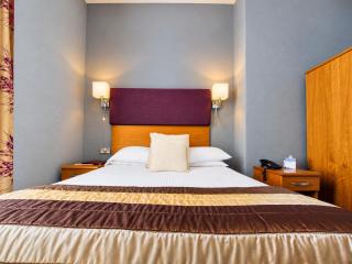 The George Hotel - 6