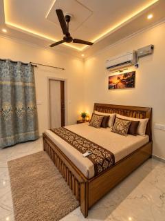 4BHK Vintage luxury stay couple, friendly, family - 4