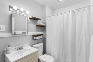 Cozy Bedroom next to SCSU and Yale - 4