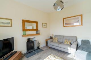 Dourie Farmhouse - 4