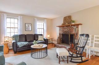 Minutes to Oceanside Beaches - Eastham - 5