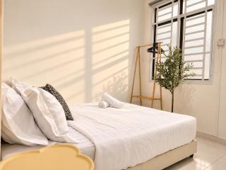 Near Ansana Mall HomestayMuslim-Friendly B022 - 3