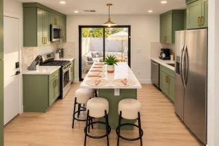 Casa Del Rey - Brand New Oasis with Pool - 2