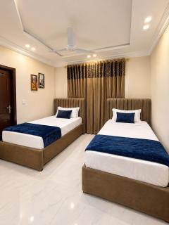 Designer 2BHK apartment with self check-in -FSD - 2