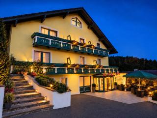 Hotel Residenz Hössinger - 0