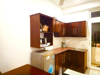 Ben and Nancy Studio Apartment - 1