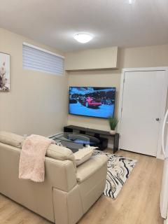 2 Beds 1 Bath In East Regina - 1