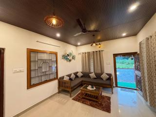 Kamadhenu Homestay - 1