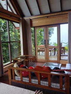 The Palace Eco Cottage - 8