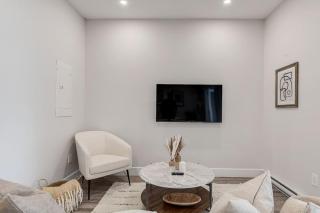 Stylish 2BR - with rooftop terrace Plaza St-Hubert - 8
