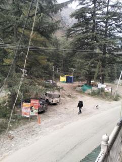 Lucky guest House and restaurant kasol - 7