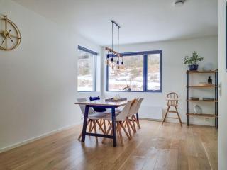 Cozy two floor house with an amazing view - 4