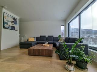 Cozy two floor house with an amazing view - 8