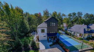 Private Pickleball Court - Year-Round Combo Pool and Hot Tub - Beach Access - 0
