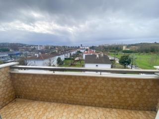 Appartement charmant à Auch - 80 m² avec balcon - 1