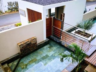 Charming apartment in Flic en Flac with shared pool - 1