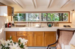 Romantic Bungalow near Beach with Shared Pool - 6