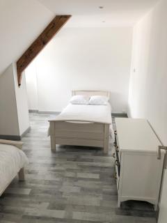 Maison charmante en centre-ville de Valognes, pour 10 pers - 2