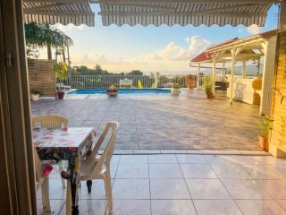 Appartement charmant à Rivière-Pilote avec piscine privée - 3
